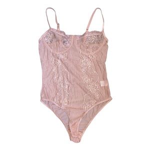 Blāshe Sheer Lace Lingerie Underwire Cup Sexy Bodysuit M